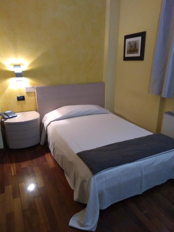 Hotel Fontana Santa Grumello del Monte Kültér fotó